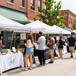 Vibrant pop-up shops in downtown Kansas City with local vendors.