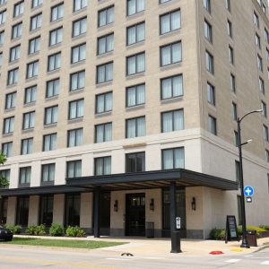 Modern hotel in Kansas City, Spark by Hilton Kansas City Plaza