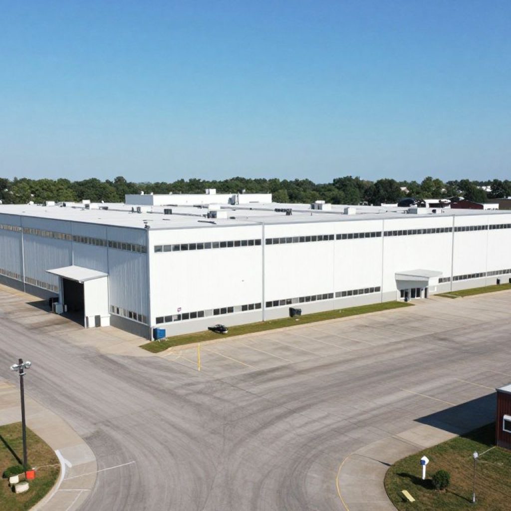 Exterior view of an industrial warehouse in Kansas City
